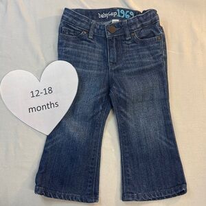 GAP - LIKE NEW  - Infant/Baby straight cut denim jeans. Size 6-12 months